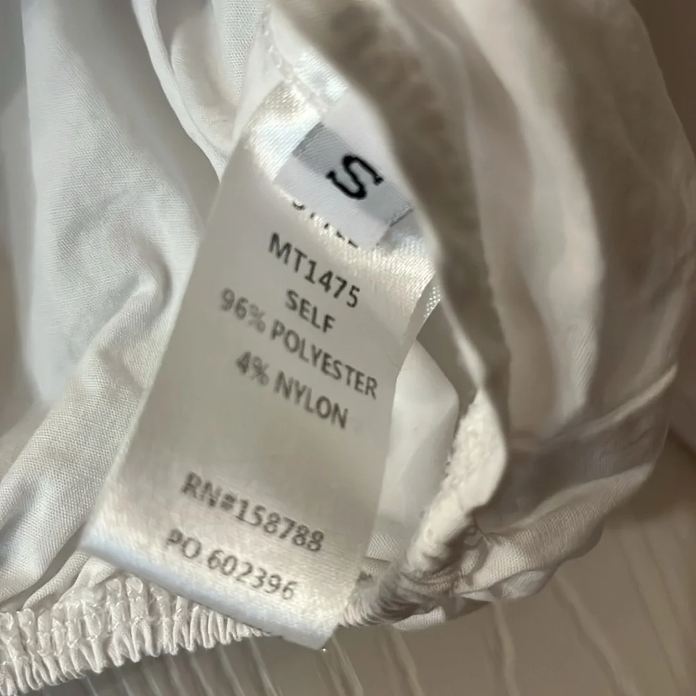 🛍️The Sweet Collective Small Elegant Cropped White Women's Top - Picture 3 of 3